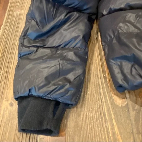 S13 size 10 girls black puffer with faux fur hood trim. - Picture 3 of 6